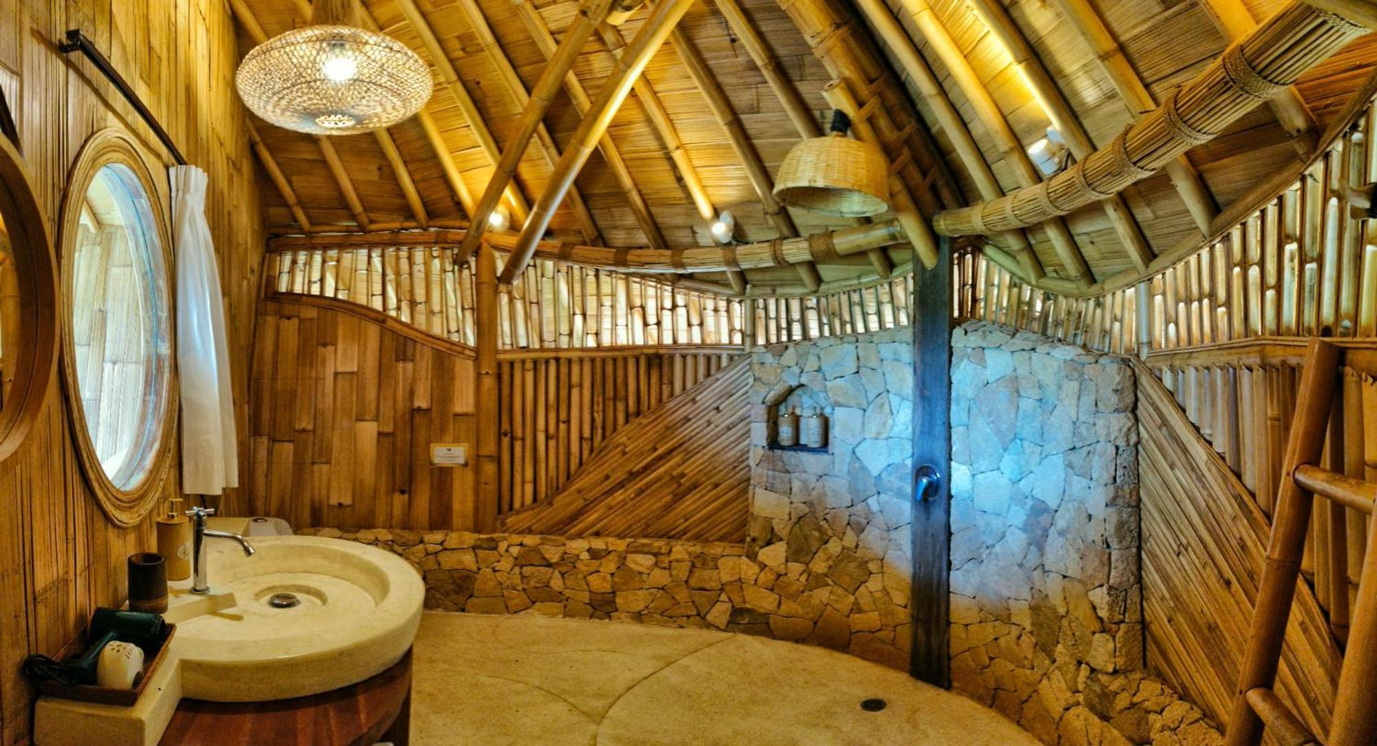 Kalma Bamboo Eco Lodge Kuta  Kültér fotó